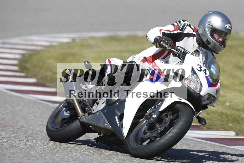 /01 02.04.2026 MAZ ADR/Gruppe rot/34